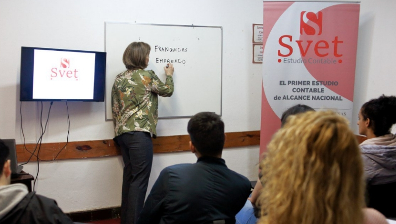 Svet lanza UCI y apunta al LiveLearning en 2019